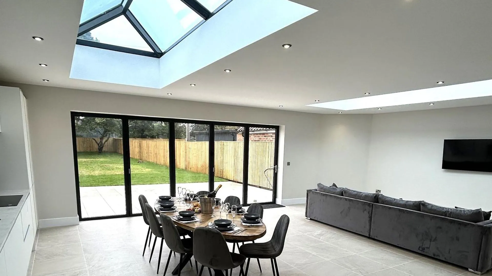 The Huntington Hideaway Villa York